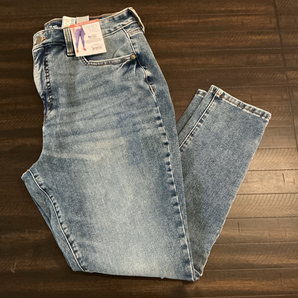 Women’s Light Blue Denim Jeans